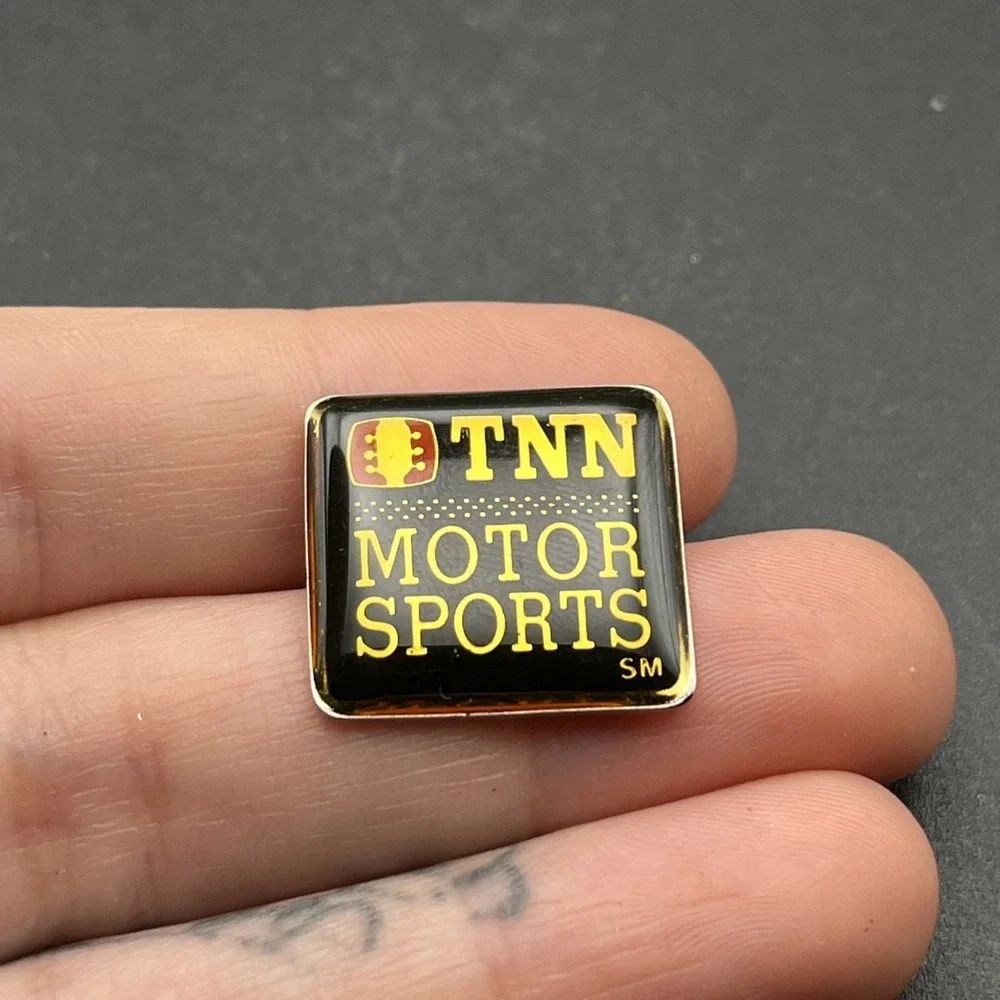 TNN The Nashville Network Motor Sports TV Tennessee‎ Lapel Hat Pin
